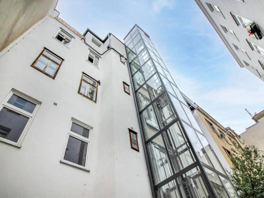 Luxury 2-Floor Rooftop Apartment With Terrace In The City Center Viena Exterior foto